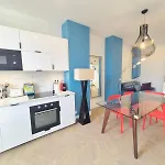 Luxury 3 Bed 2 Bath Flat Cannes Croisette