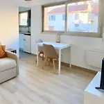 Excellent Emplacement: Plein Coeur De Ville, Croisette Et Rue D\'Antibes