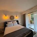 Chic 2 Bedroom With Huge Terrace And Pool Cannes