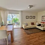 Luxurious Private Floor 130M2 - Ac, Terrace, Pool, Parking - Croisette 5\', Plage Des Sports