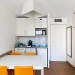 Rio - 200 M Plages - App 6Pers- Climatise, Terrasse, Piscine, Parking