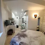 Studio Centre Cannes Forville