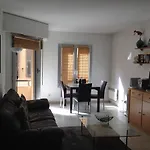 Lovely One Bedroom Apartment With Balcony & Wifi Just Minutes Walk From Palais And Cannes Beaches 109
