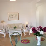 Two Bedrooms In The Center Of Cannes, 500 Meters From The Palais Des Festival And The Croisette - 1934