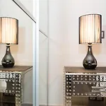 1 Bedroom In Front Of The Palais!