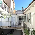 ALC - JJ481 - 9 min PALAIS AND BEACHES