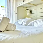 Sea View Flat, Beach Access By Guestready
