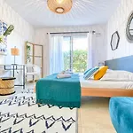 Nice Apartment With Private Garden, Pool&Parking