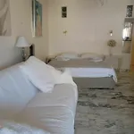 Elegant Studio Apartment Le Suquet