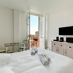 L\'Horloge Apartment 0