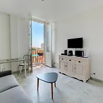 L\'Horloge Apartment 0