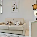 Jean Jaures Apartment 1