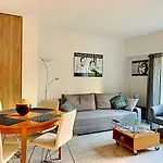 Cannes Golden Gate Apartment With Big Terrasse And Wifi