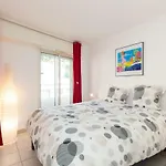 Villa Ad\'Alta