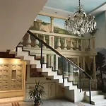 Unique: Studio+Terrasse Coeur De Cannes Et Plages