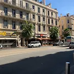 7E Art 2 Pieces 3 Etoiles Calme Plein Centre Cannes 5Mn Plages Et Palais