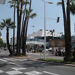 New York 2 Pieces 3 Etoiles Calme Plein Centre De Cannes, 5Mn Des Plages Et Palais