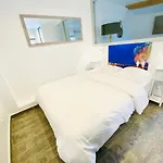 Appartement Avec Balcon Au Coeur Du Suquet