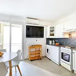 Guestready - Sunny Apartment With Magnificent View Of Plage Du Midi Beach
