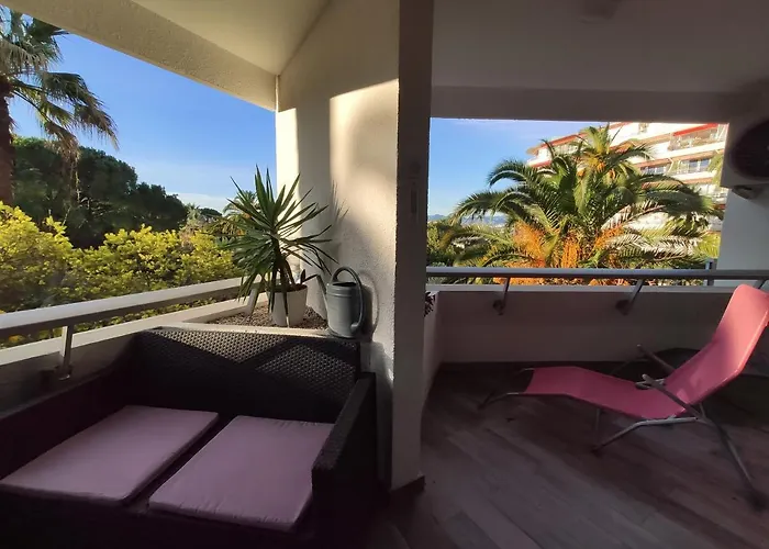 Tres Beau T2 Dans Parc Montfleury ,Proche Centre ,Au Calme 44 Bd Montfleury