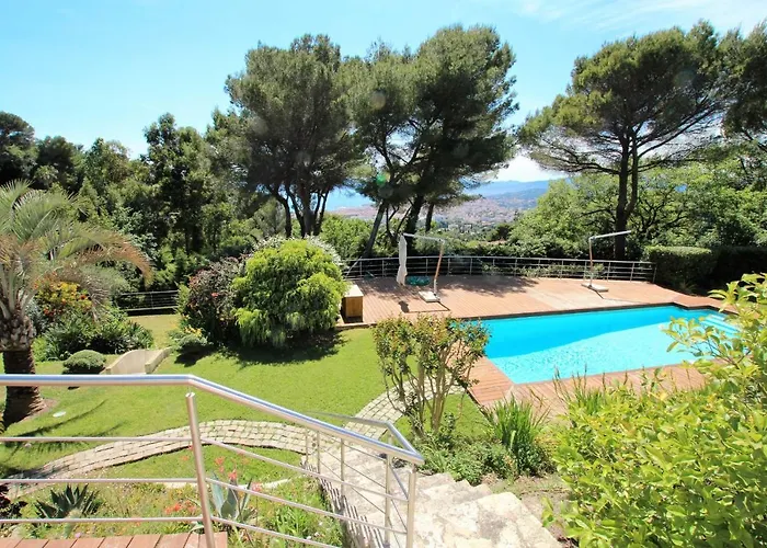 Luxury Villa In Cannes Hills