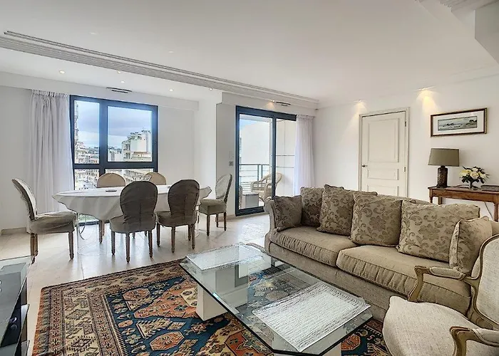 Residence Carlton Riviera