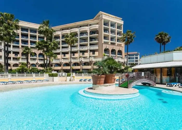 Appartement vue mer vue piscine