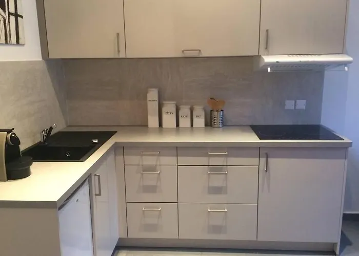 C055-Bel Appartement Au Coeur Du Suquet
