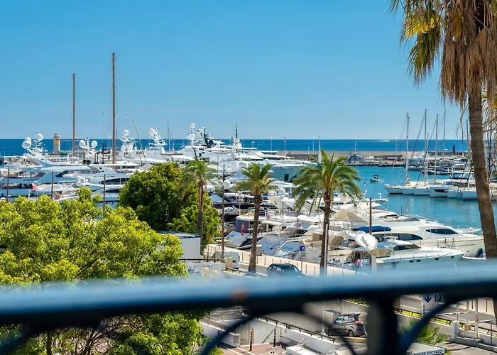 Croisette Luxury Waterfront Across The Sea
