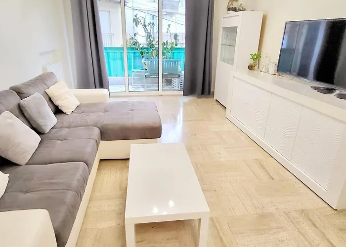Cannes : Spacious Apartment