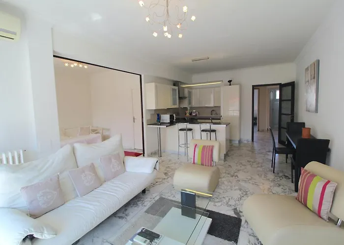 Alc - Ltm11 - 14 Min Palais And 2 Min Beaches