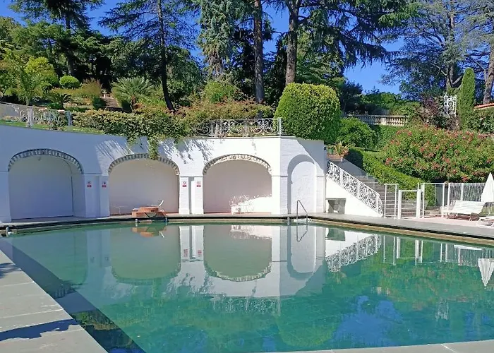 Magnifique Studio Dans Residence De Luxe A Cannes