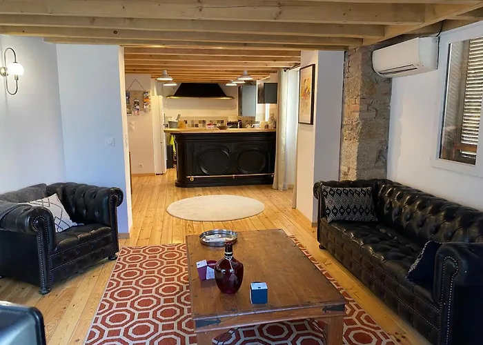 Cannes Centre Ville Appartement Atypique En Duplex 85M2
