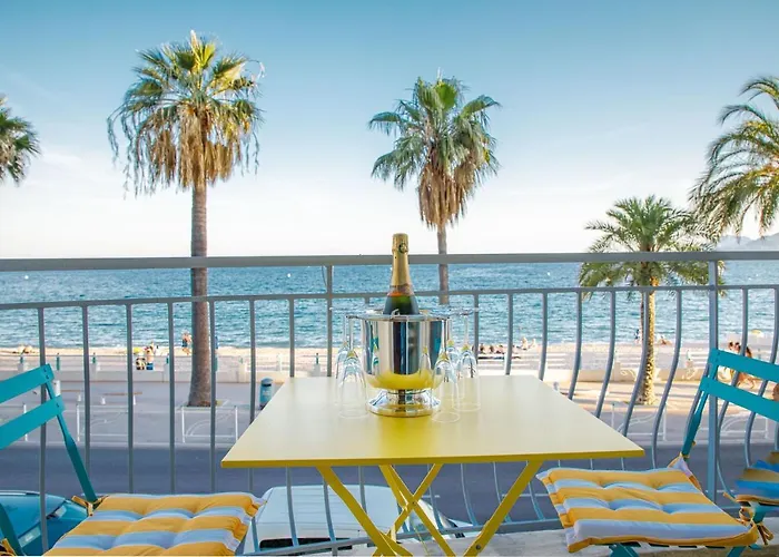 Bel Appartement Face A La Mer Pres Du Centre - Le Voilier By Halldis