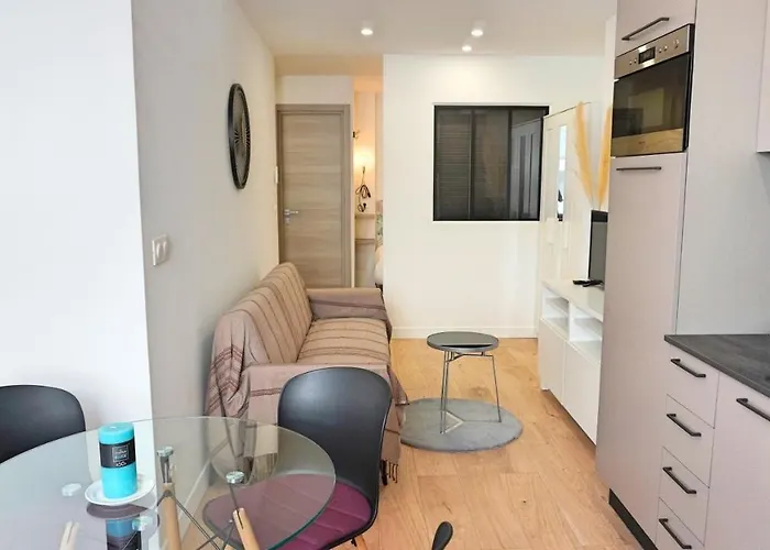 Centre Cannes, Appartement 202, 1 room By Palmazur