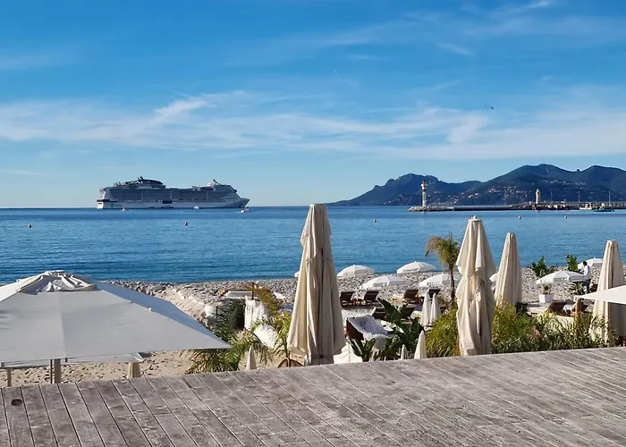 Cannes Croisette