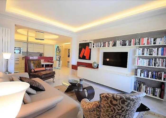 Palais Miramar Suite Art Modern - Derniere Etages Vue Mer - 75M De Confort - En Face Des Plages -Wifi - Clim