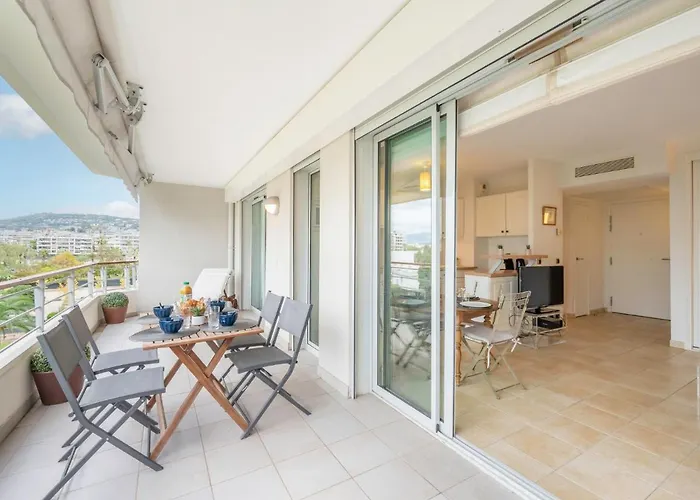 Apartment Cristal Croisette-4 By Interhome