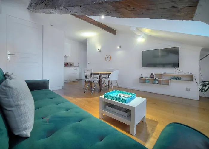 Immogroom - 5Min From The Festival Palace - Ac - Wifi - Center