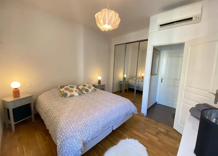 Cannes Quartier Banane 3P 6 Couchages