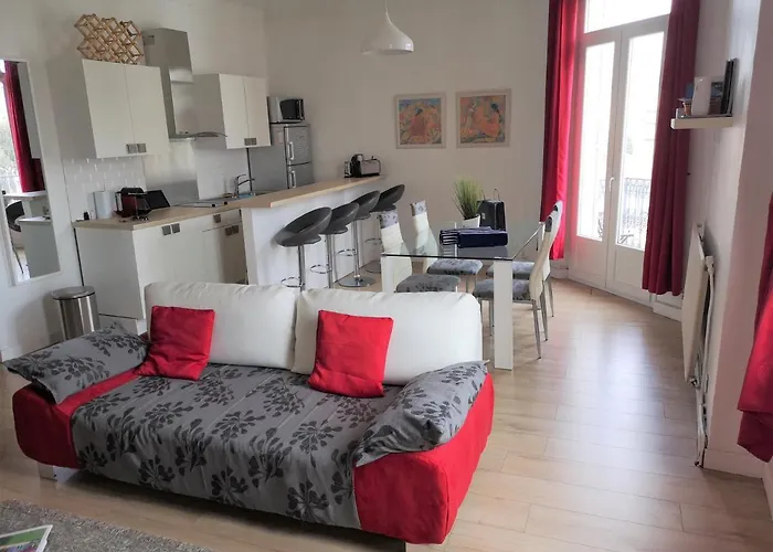 Cannes Mimosas Apartment