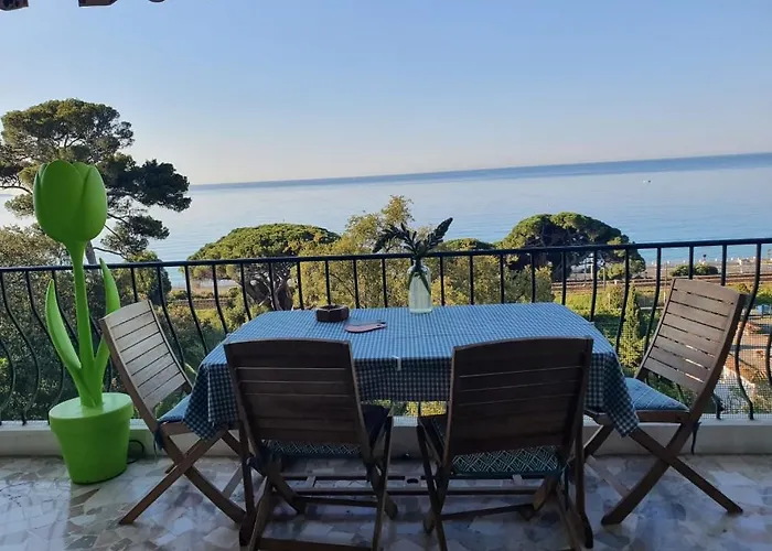 Appartement Vue Mer Panoramique, Plage 150M, Terrasse, Parking Prive, Clim