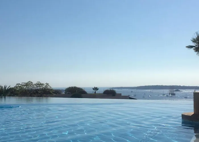 Cannes Villa Francia