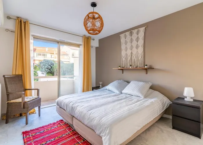 Le Mistral - Appt Avec Deux Balcons A Cannes