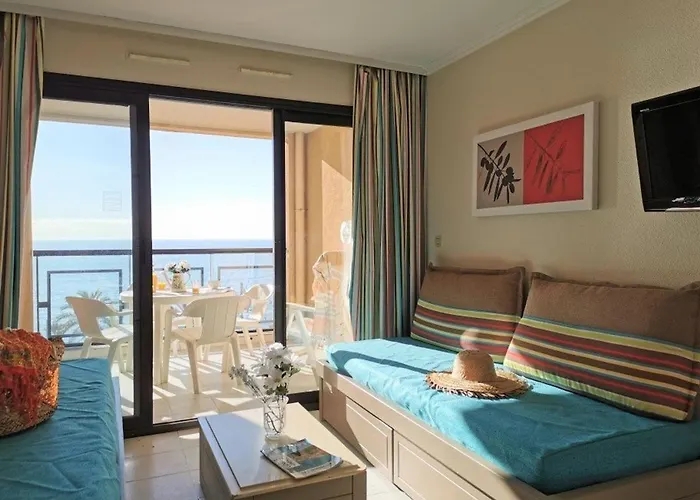 Appartement 2 Pieces Avec Piscines A Cannes La Bocca, Proche Plage - Fr-1-609-9