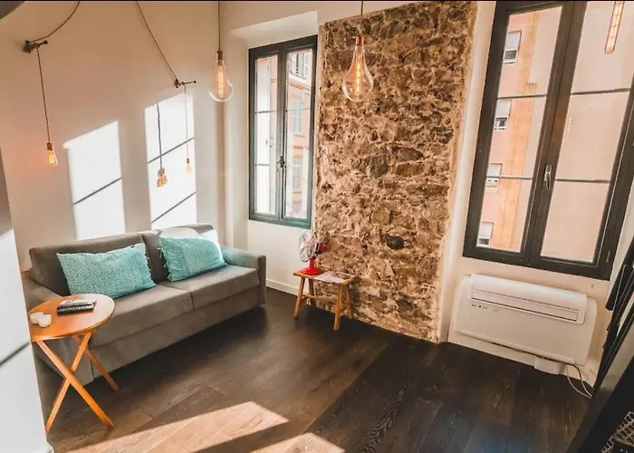 Mar1 - Studio Loft Avec Couchage En Mezzanine, Centre Ville