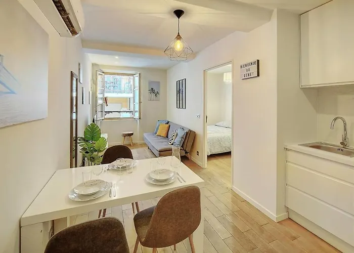 Cozy Renovated T2 - Rue Meynadier Cannes Center - 1Br3P