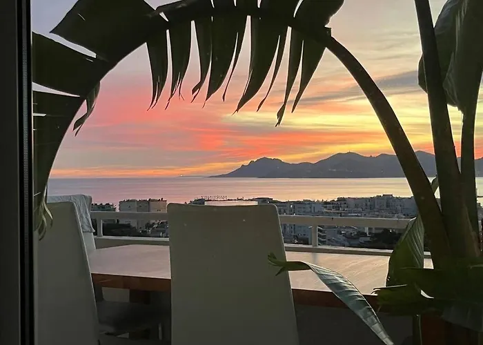 Proche De La Croisette Et Plage