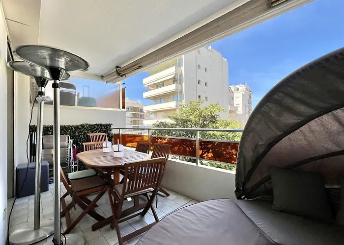 Beautiful Flat With Terrace Near Croisette