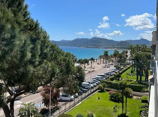 2 Pieces Avec Vue Mer Et Parking Privative